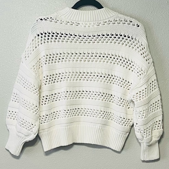 MNG Crochet Crop Sweater - Picture 2 of 3